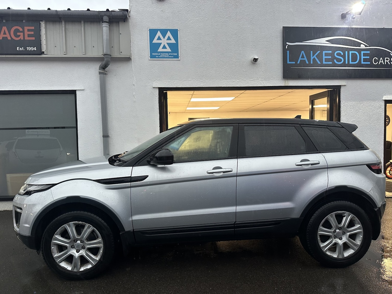 Used Land Rover Range Rover Evoque 2015 for sale - 76769797: Photo 2