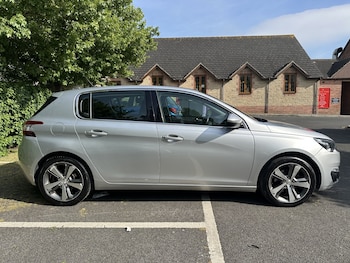 Used Peugeot 308 2016 for sale - 78459805: Photo