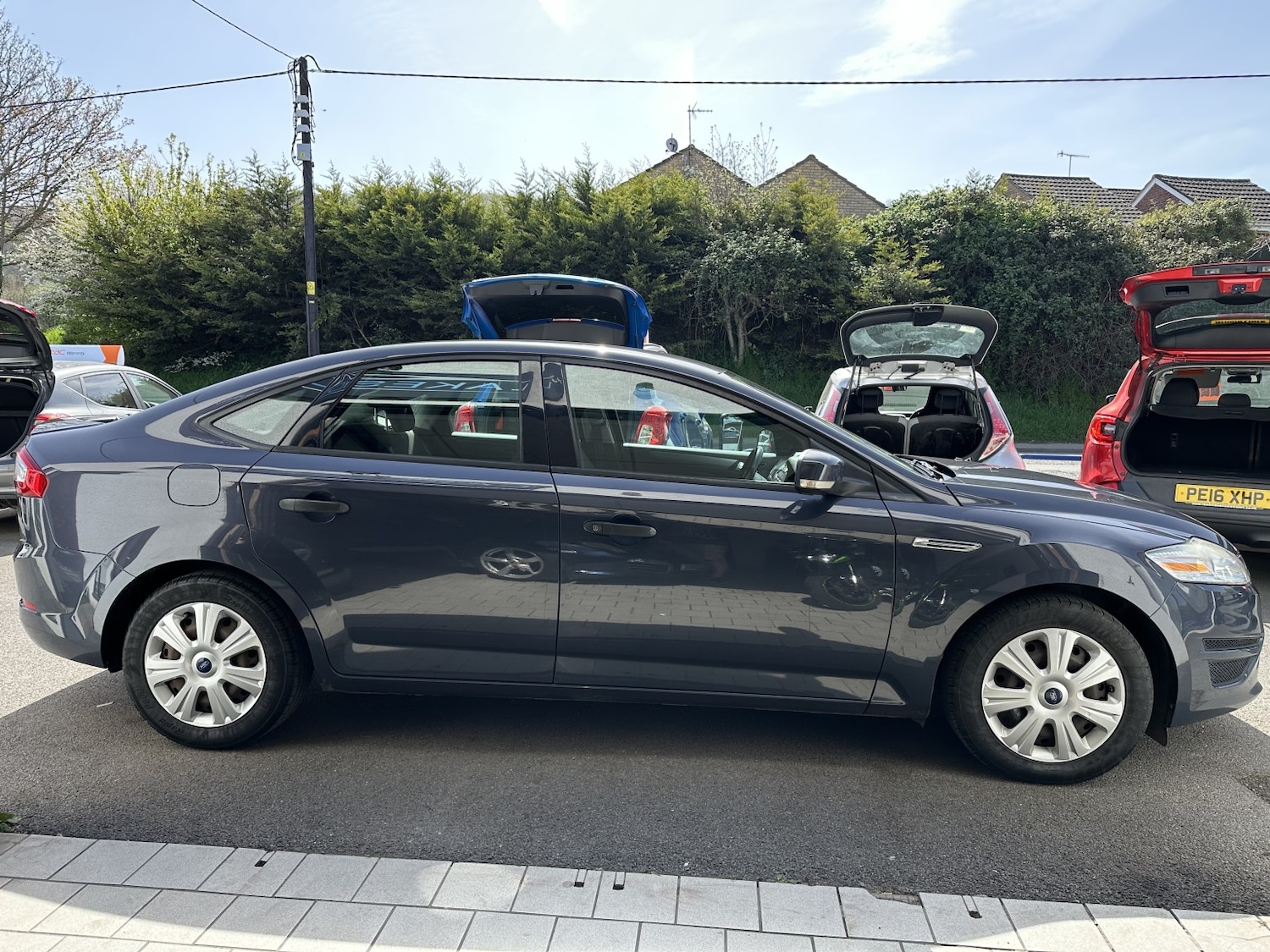 Used Ford Mondeo 2012 for sale - 78168762: Photo 2