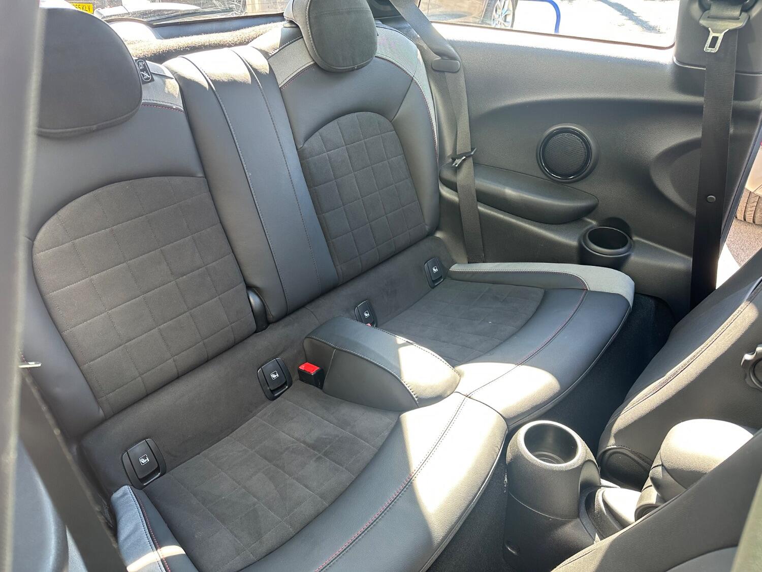 Used MINI Hatch 2024 for sale - 76082578: Photo 23