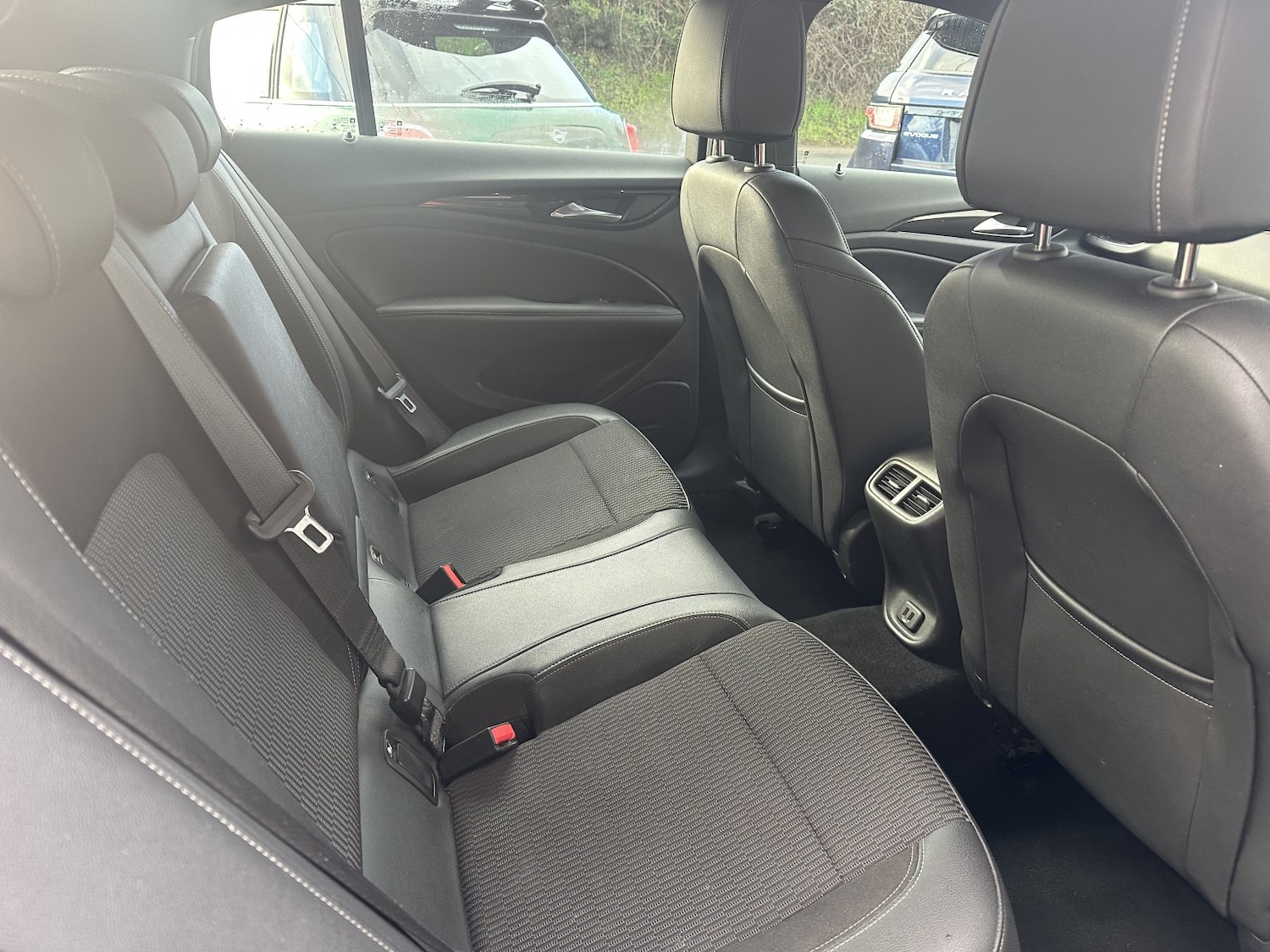 Used Vauxhall Insignia 2019 for sale - 77303680: Photo 10