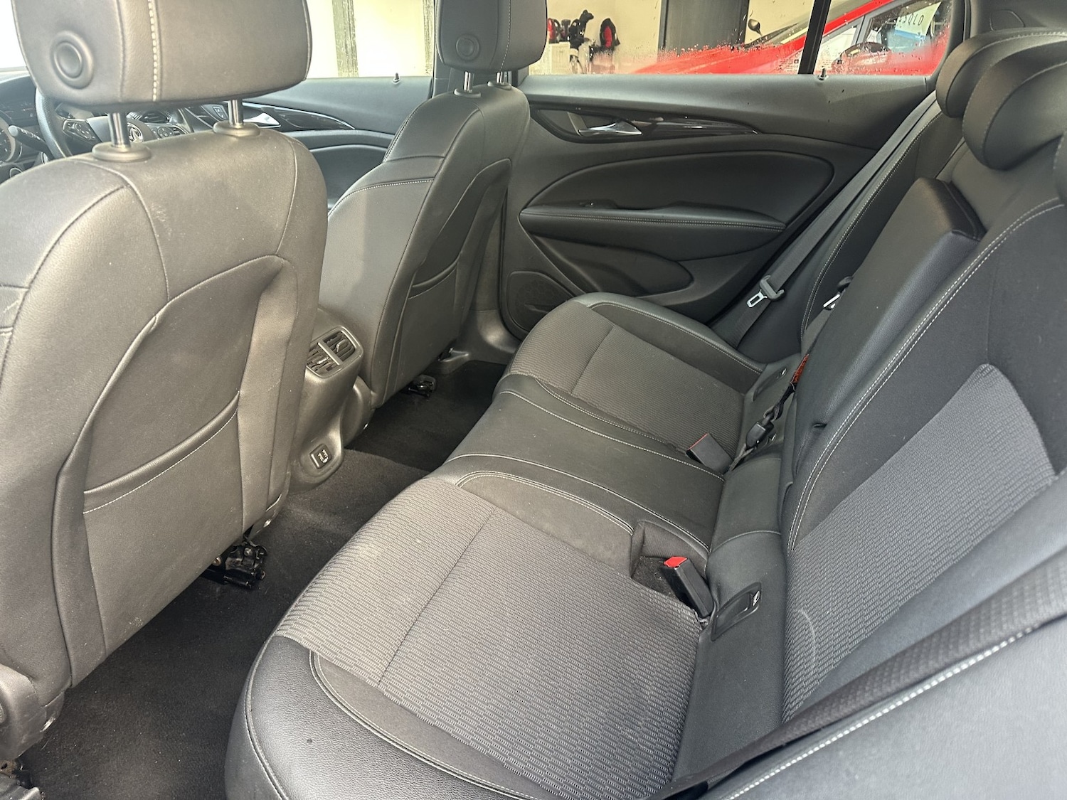 Used Vauxhall Insignia 2019 for sale - 77303680: Photo 9