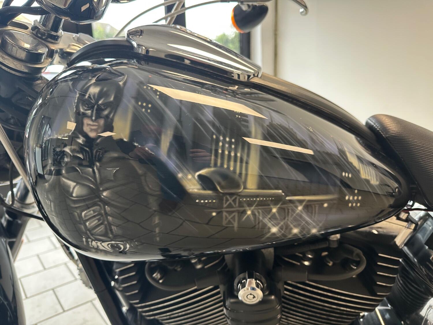 Harley-Davidson Softail