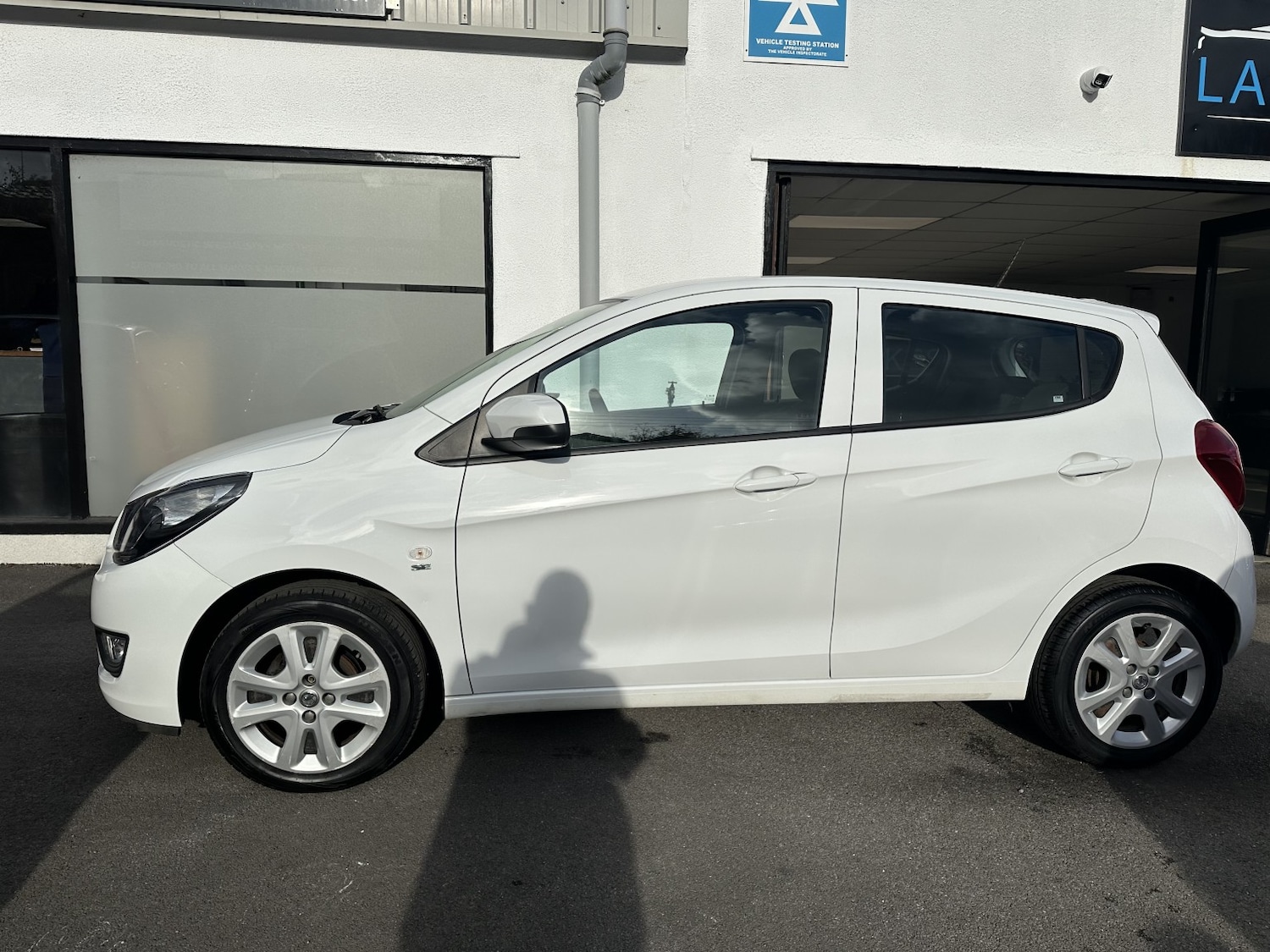 Used Vauxhall Viva 2019 for sale - 76497386: Photo 2