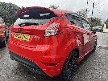 Used Ford Fiesta 2016 for sale - 76769718: Photo