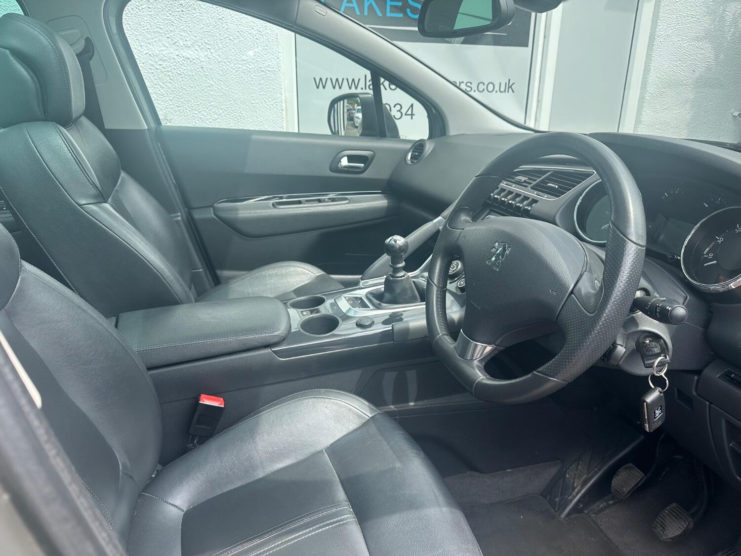 Used Peugeot 3008 2012 for sale - 77001545: Photo 8