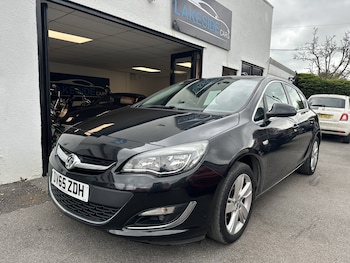 Used Vauxhall Astra 2015 for sale - 78415001: Photo