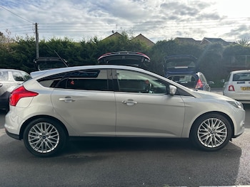 Used Ford Focus 2014 for sale - 76120350: Photo