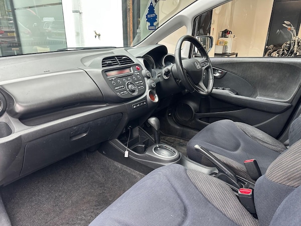 Used Honda Jazz 2015 for sale - 76237133: Photo 13
