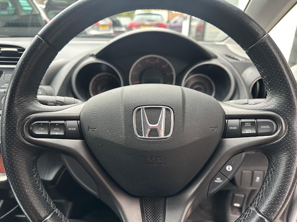 Used Honda Jazz 2015 for sale - 76237133: Photo 15