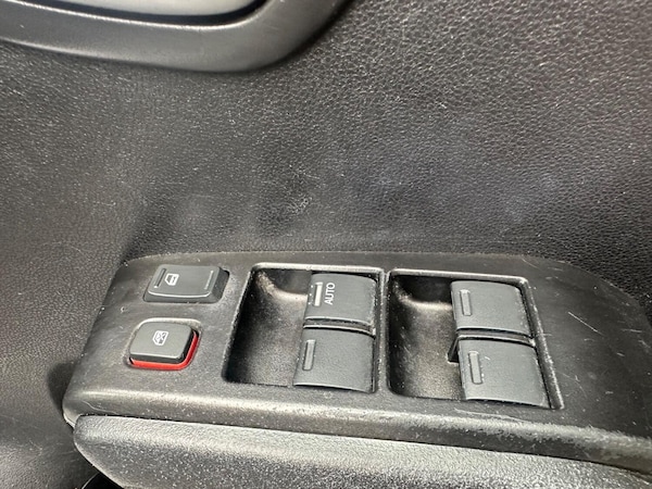 Used Honda Jazz 2015 for sale - 76237133: Photo 16