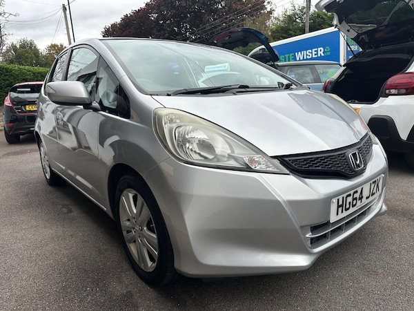 Used Honda Jazz 2015 for sale - 76237133: Photo 3