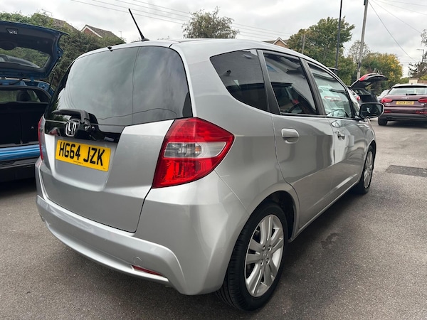 Used Honda Jazz 2015 for sale - 76237133: Photo 4