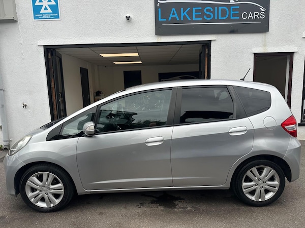 Used Honda Jazz 2015 for sale - 76237133: Photo 5