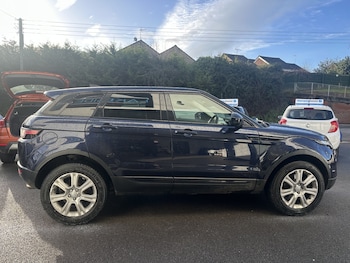 Used Land Rover Range Rover Evoque 2017 for sale - 76957890: Photo