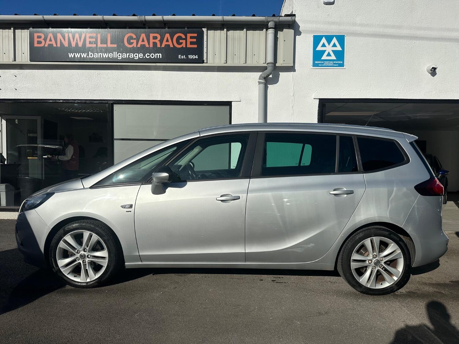 Used Vauxhall Zafira Tourer 2016 for sale - 76186616: Photo 2