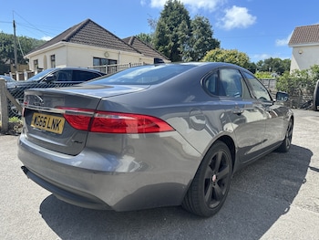 Used Jaguar XF 2016 for sale - 78852639: Photo