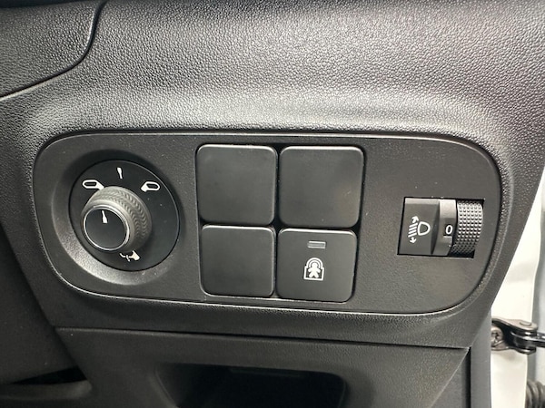 Used Citroen C3 2022 for sale - 76211883: Photo 18