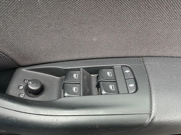 Used Audi Q3 2013 for sale - 76058046: Photo 16