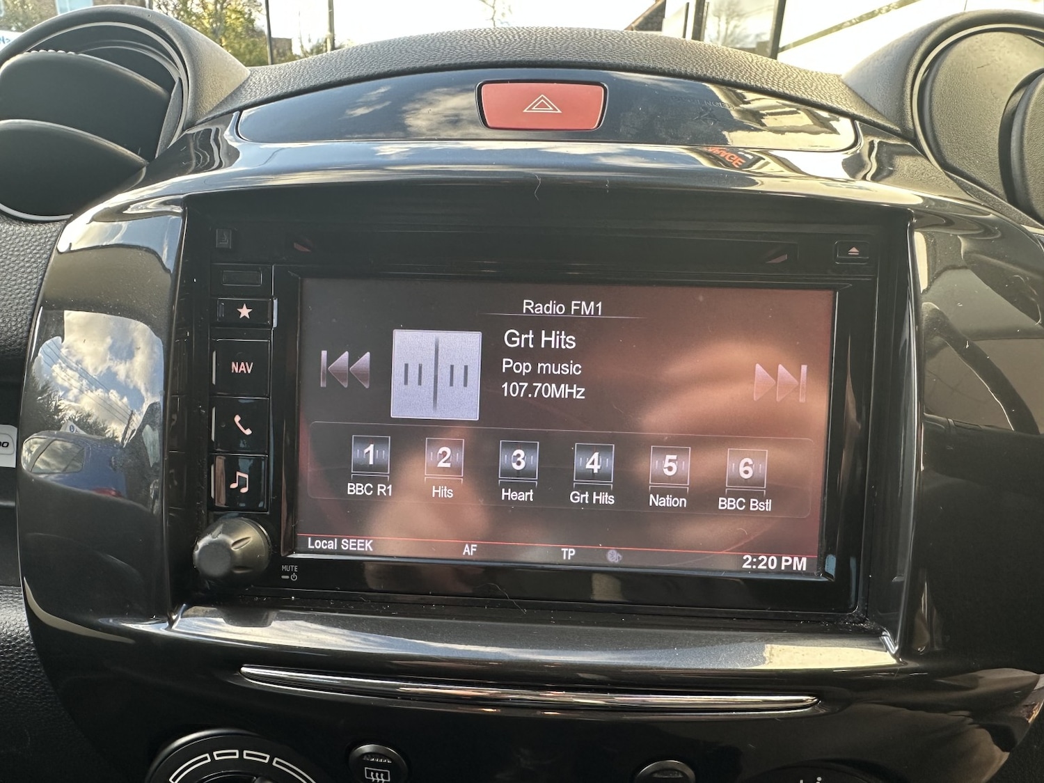 Used Mazda Mazda2 2014 for sale - 76643401: Photo 17