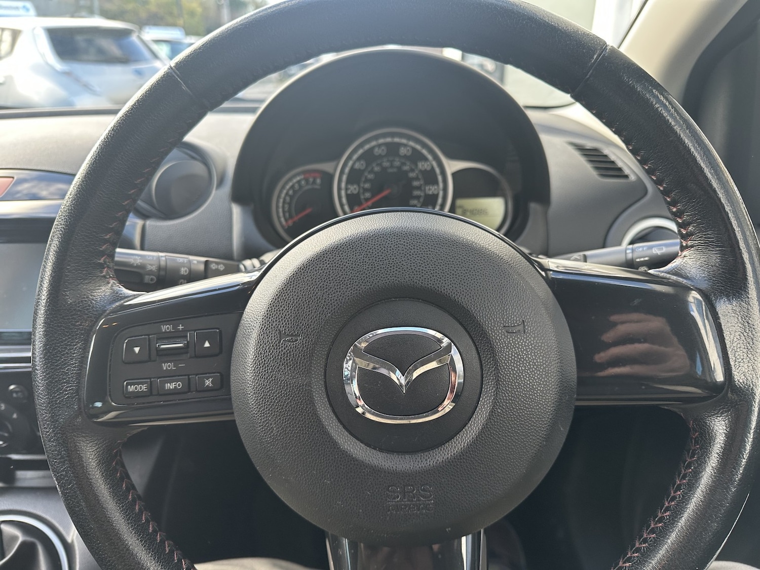 Used Mazda Mazda2 2014 for sale - 76643401: Photo 22