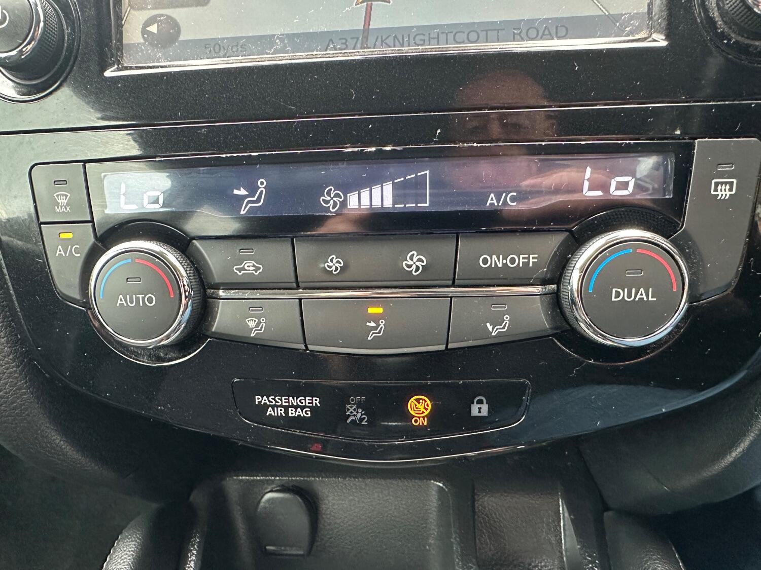 Used Nissan Qashqai 2015 for sale - 75999925: Photo 13