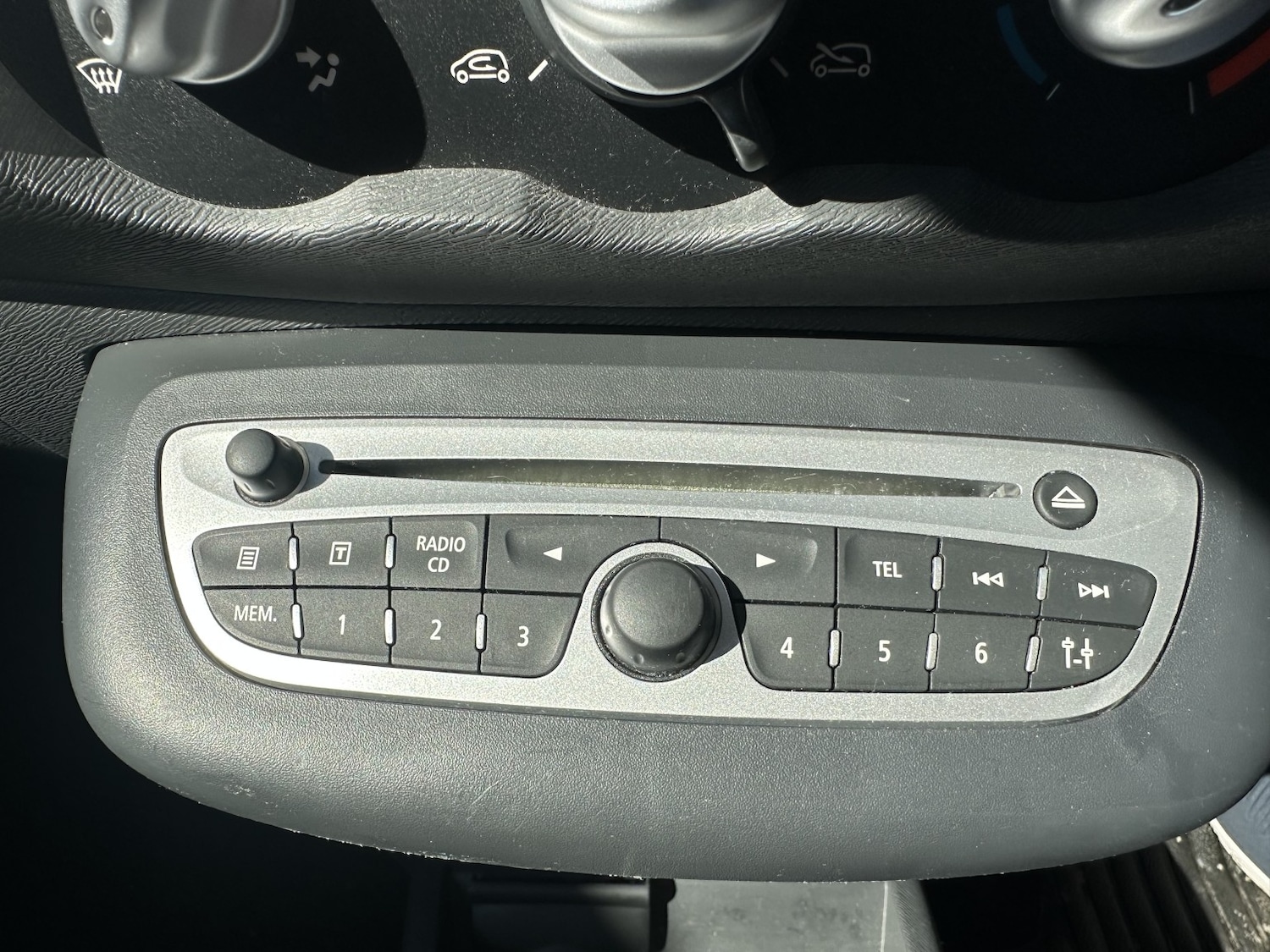 Used Renault Twingo 2012 for sale - 77953921: Photo 16