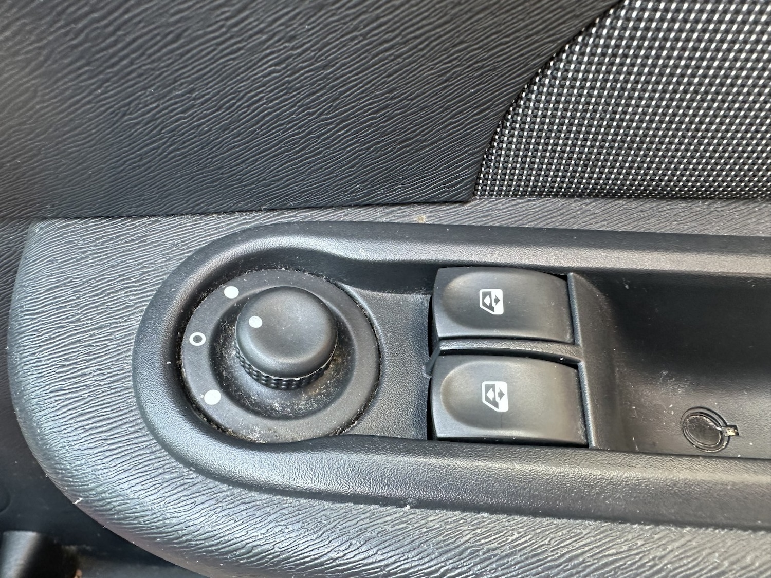 Used Renault Twingo 2012 for sale - 77953921: Photo 18