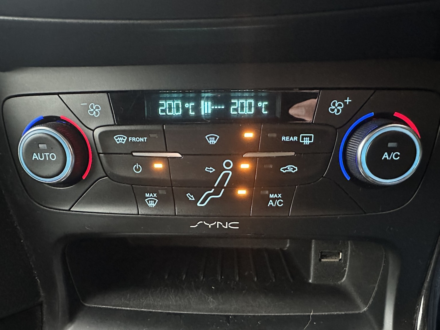 Used Ford Focus 2015 for sale - 77409628: Photo 11