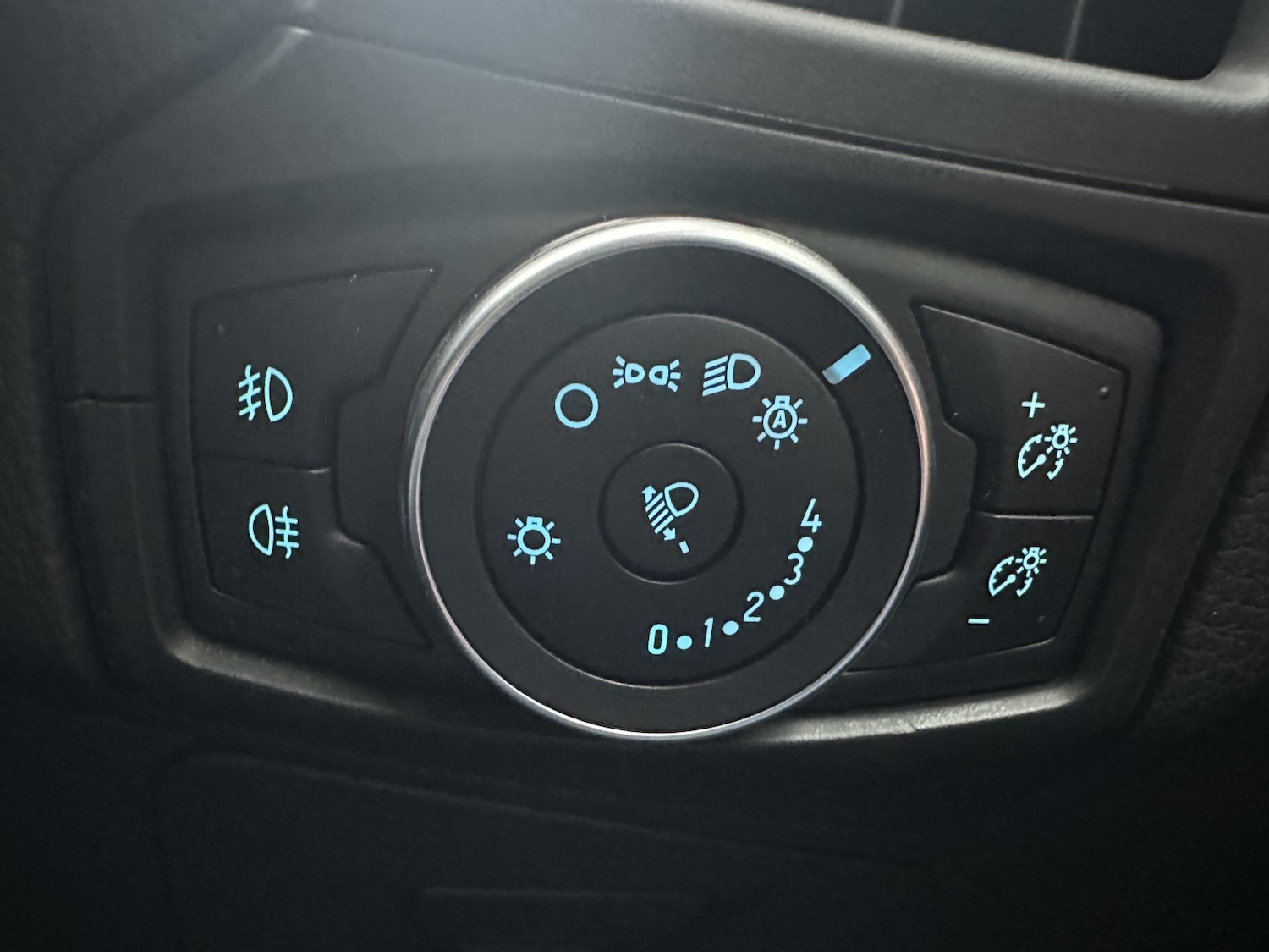 Used Ford Focus 2015 for sale - 77409628: Photo 18