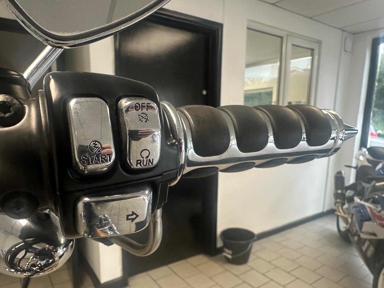 Harley-Davidson FXDWG