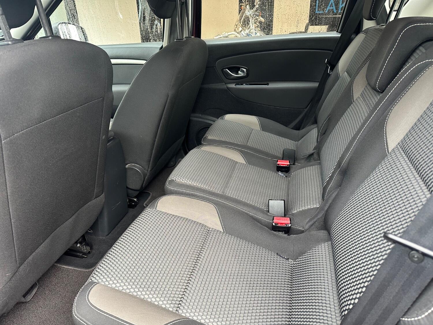 Used Renault Scenic 2015 for sale - 76334777: Photo 11