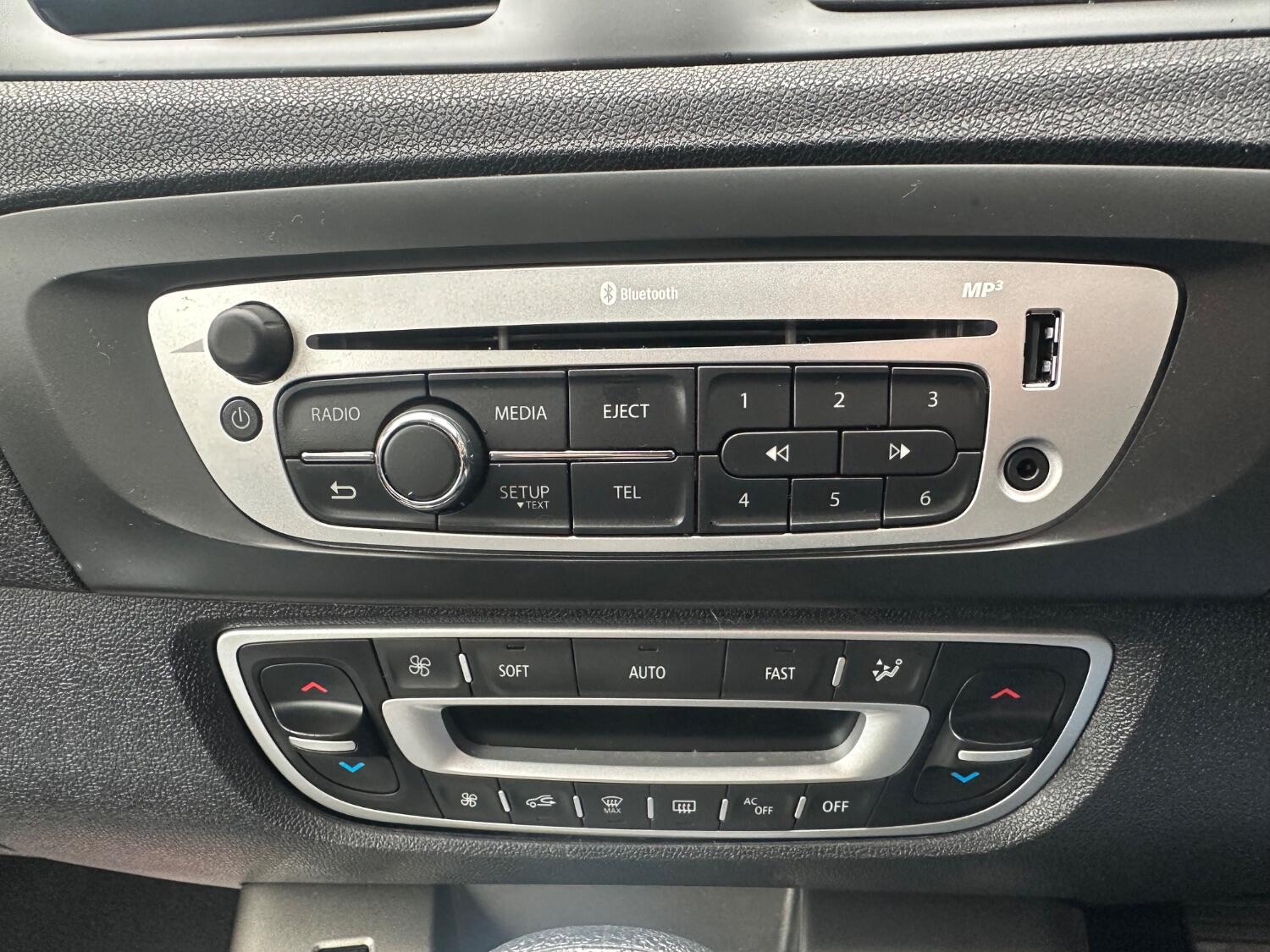 Used Renault Scenic 2015 for sale - 76334777: Photo 17