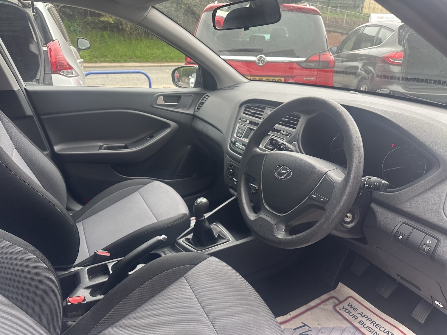 Used Hyundai i20 2017 for sale - 78004370: Photo 8