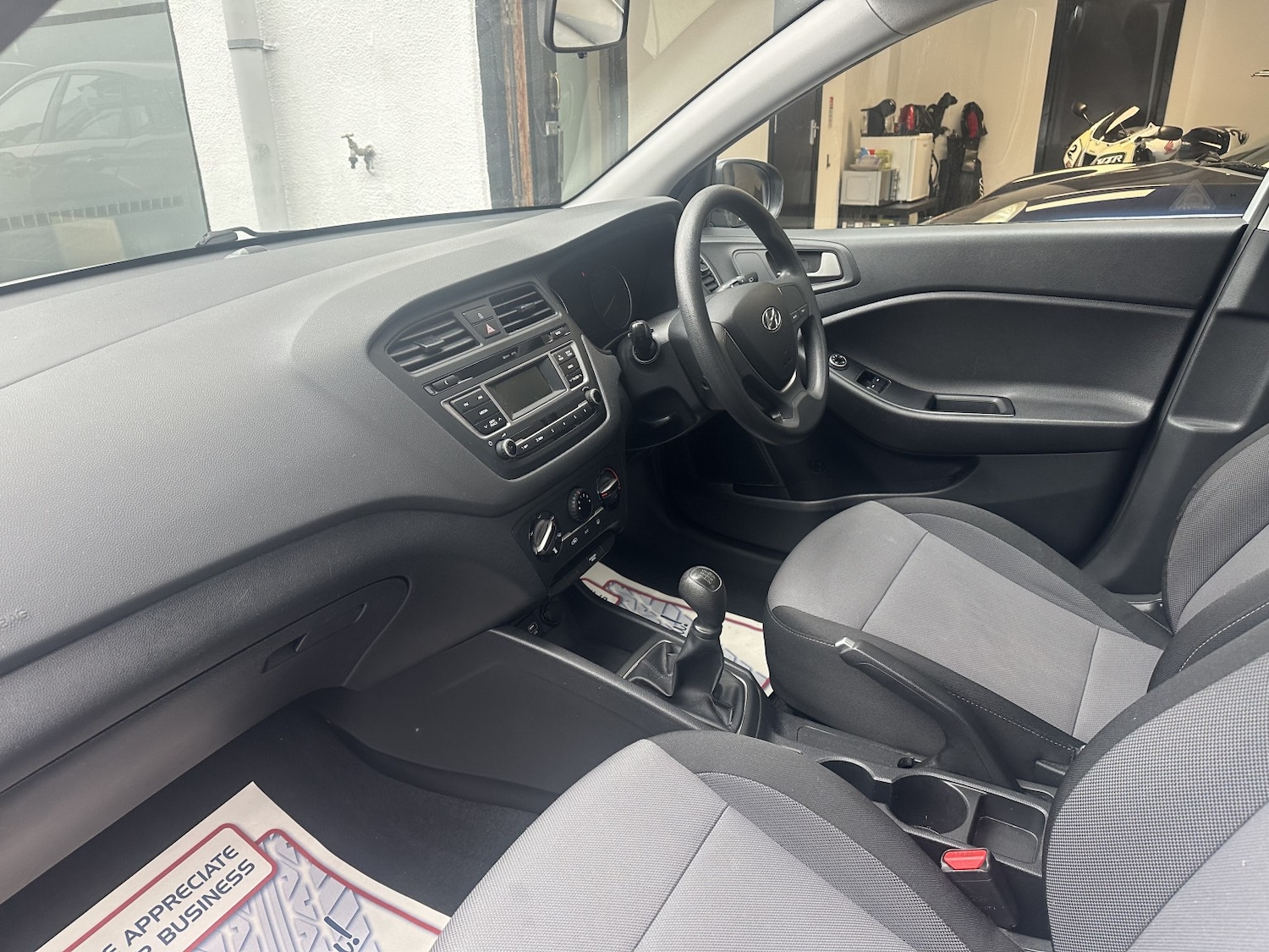 Used Hyundai i20 2017 for sale - 78004370: Photo 9