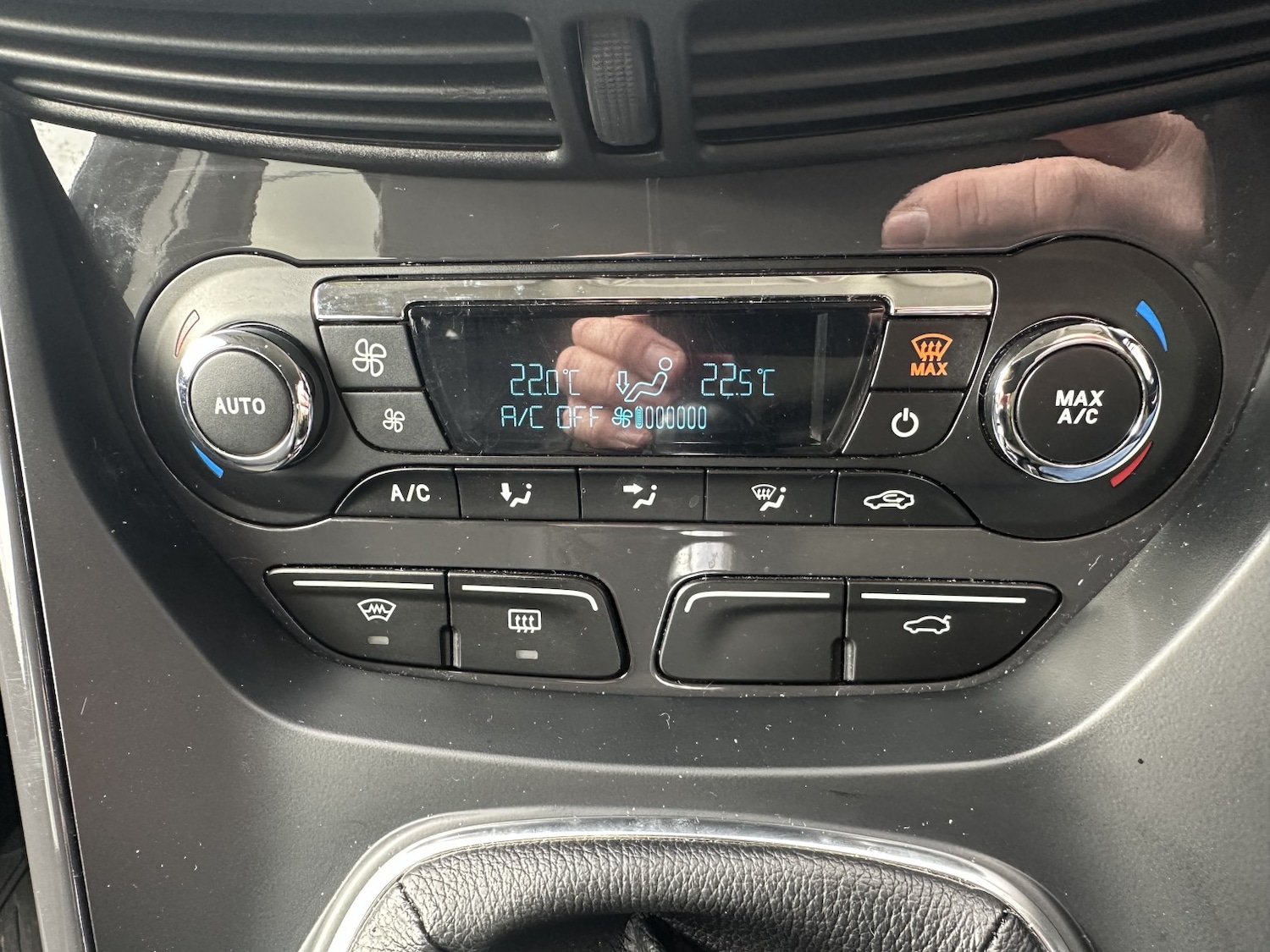 Used Ford Kuga 2014 for sale - 77632366: Photo 21