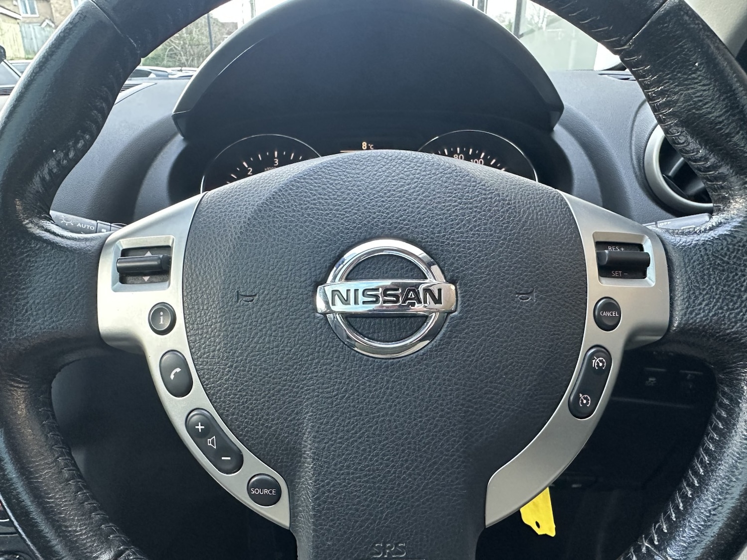 Used Nissan Qashqai 2012 for sale - 77303624: Photo 17