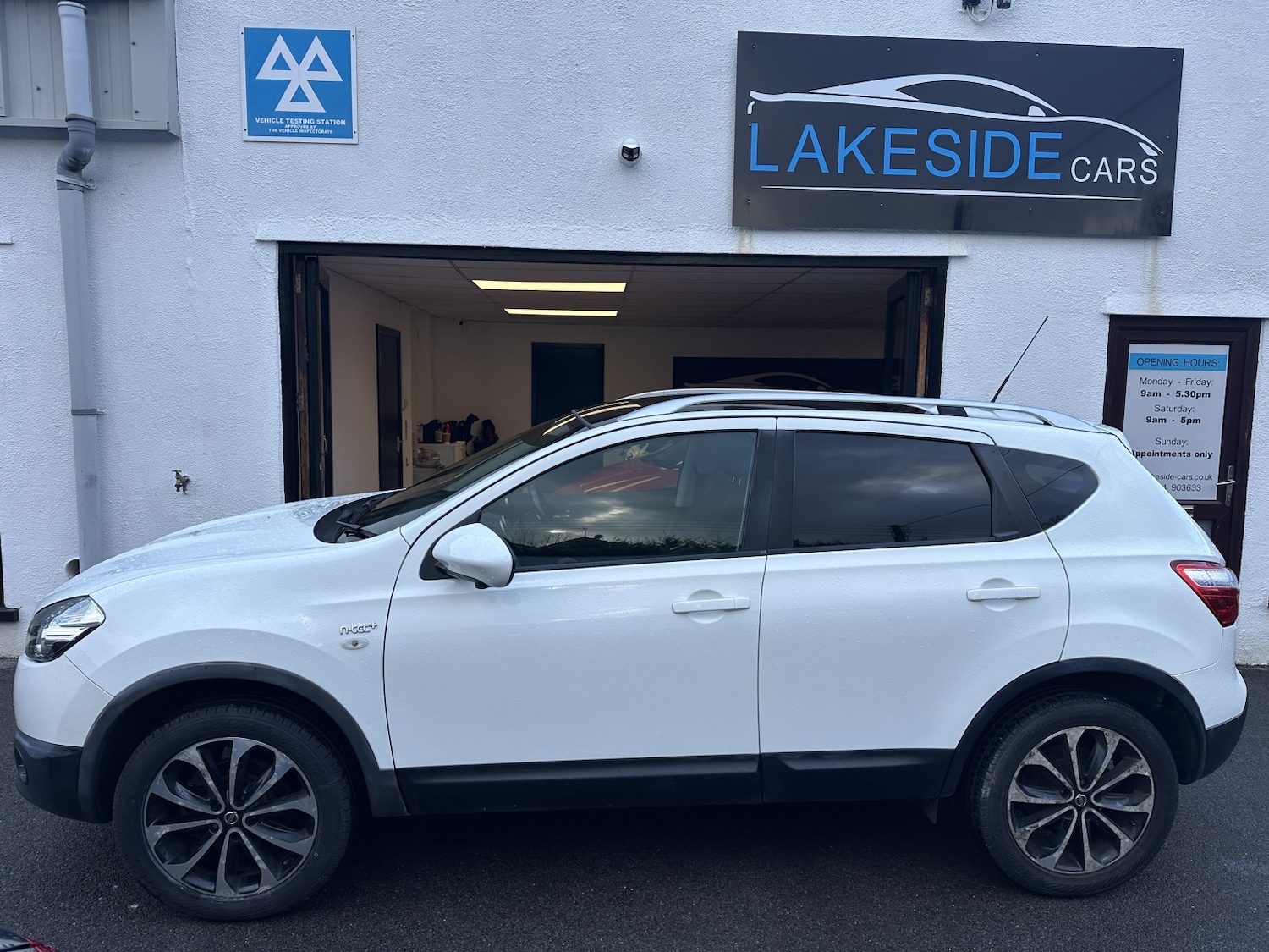 Used Nissan Qashqai 2012 for sale - 77303624: Photo 2