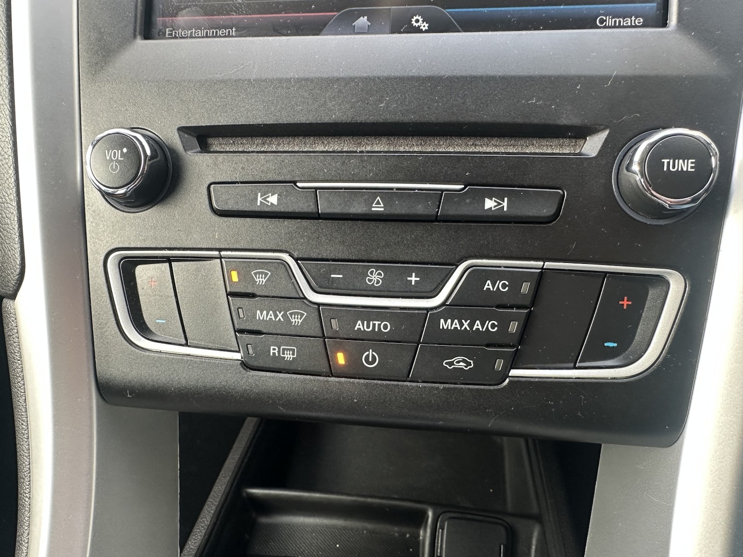 Used Ford Mondeo 2015 for sale - 76911005: Photo 15