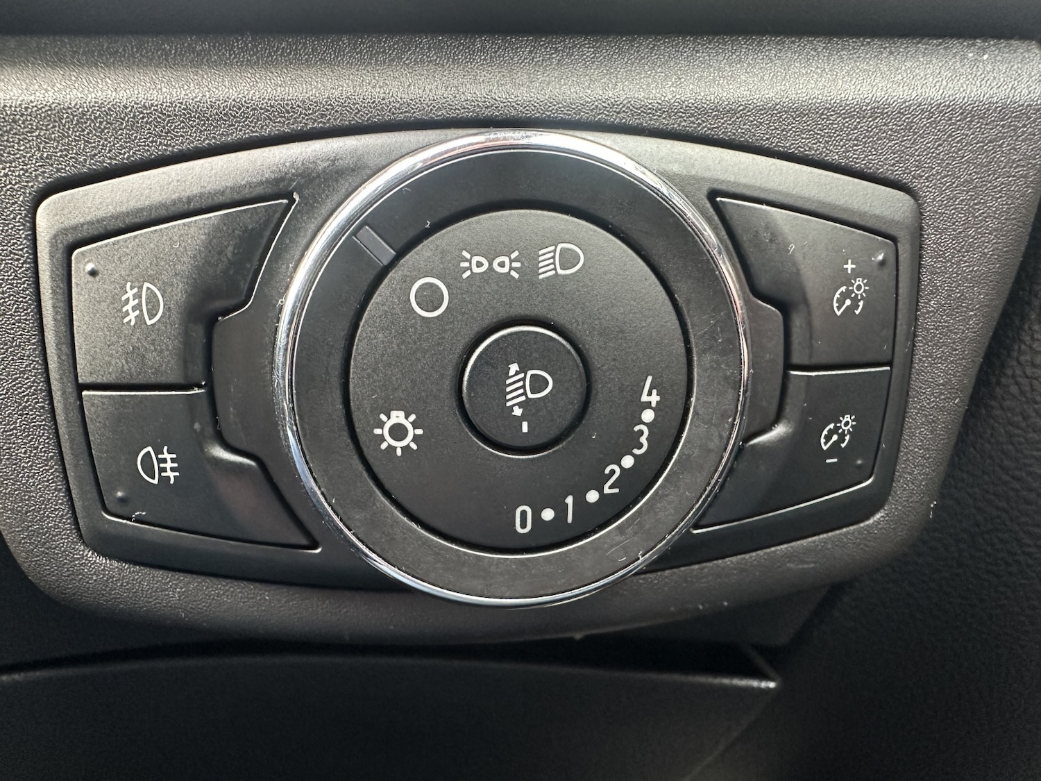 Used Ford Mondeo 2015 for sale - 76911005: Photo 17