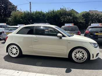 Used Audi A1 2011 for sale - 79266853: Photo