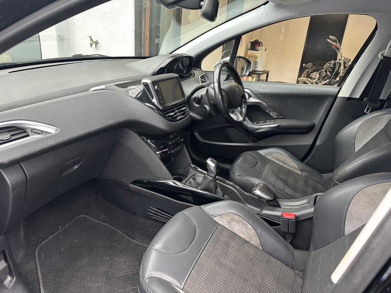 Used Peugeot 2008 2015 for sale - 76237194: Photo 10