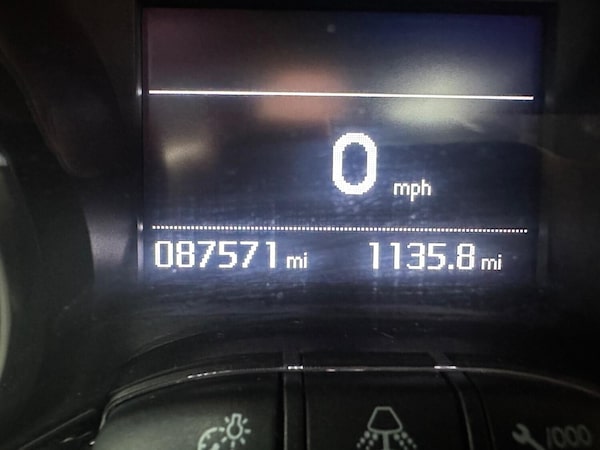 Used Peugeot 2008 2015 for sale - 76237194: Photo 13