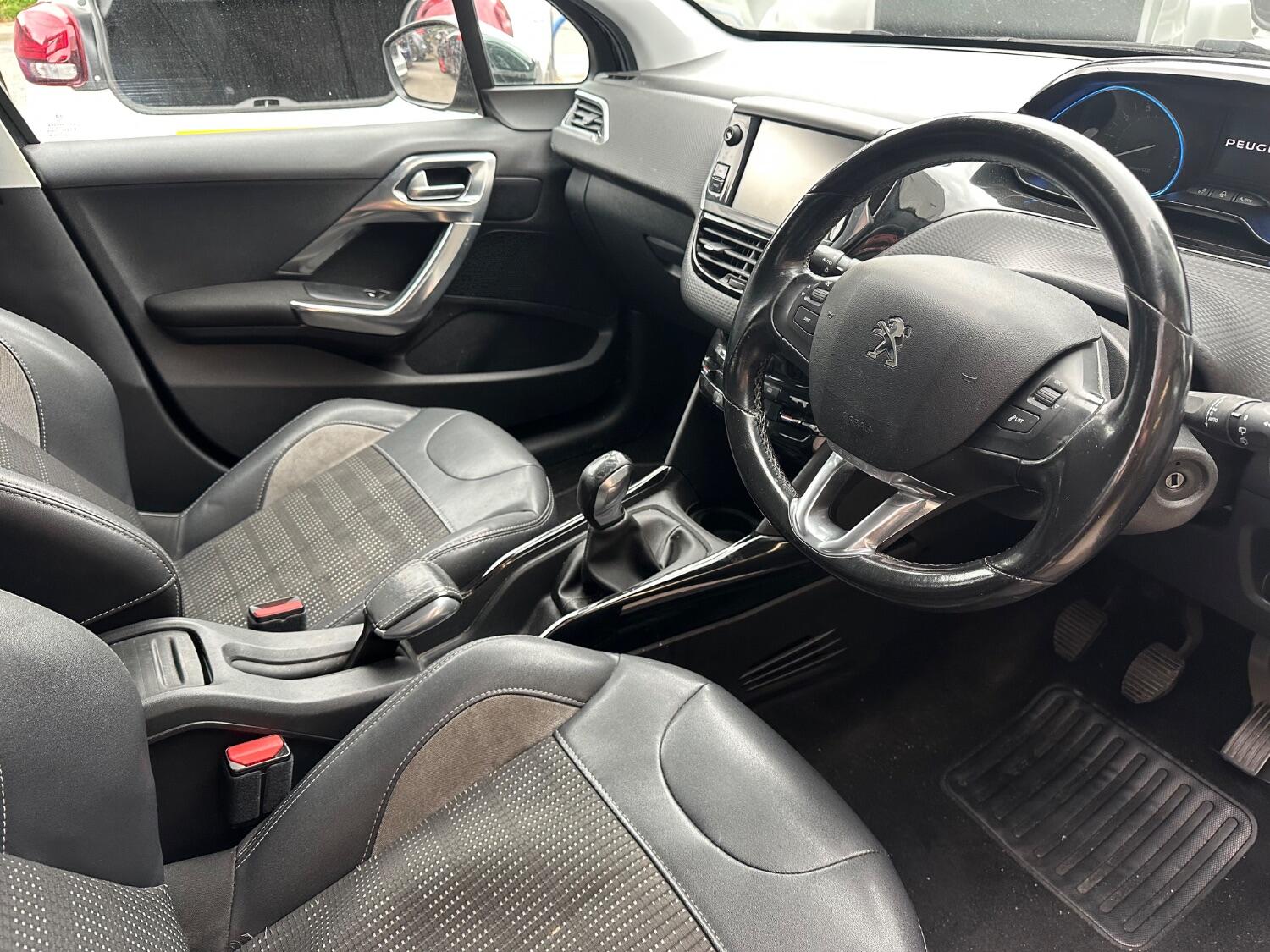 Used Peugeot 2008 2015 for sale - 76237194: Photo 9