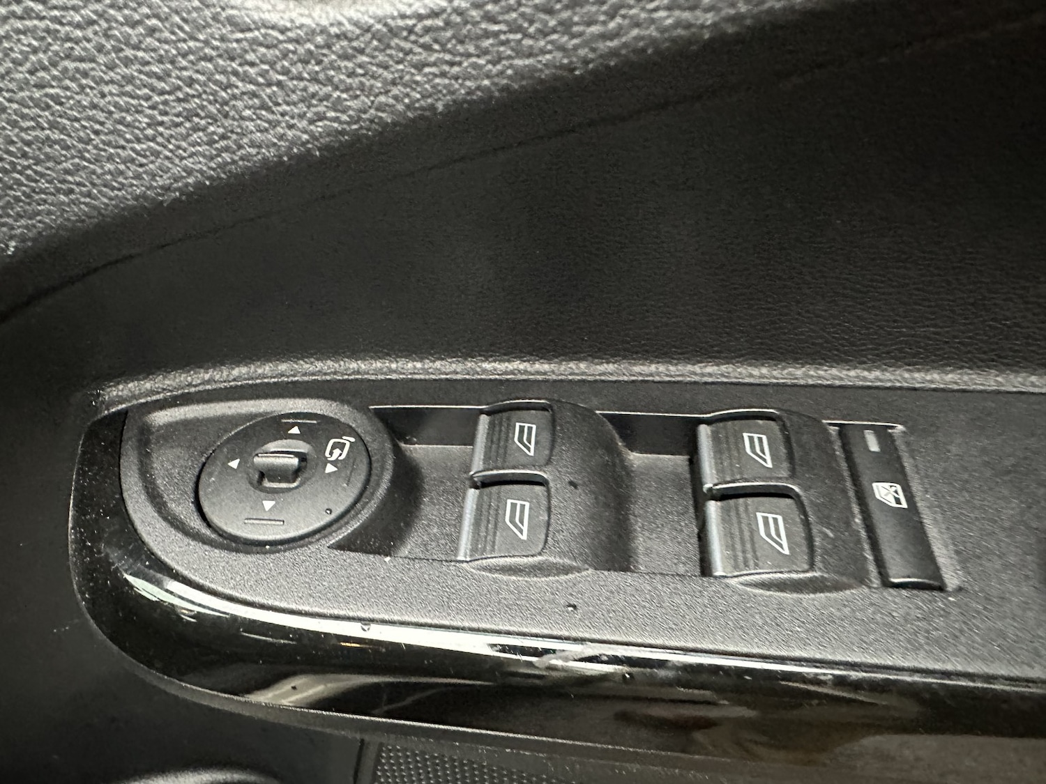 Used Ford B-MAX 2015 for sale - 76836981: Photo 18