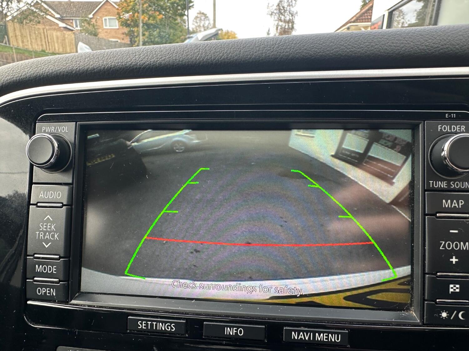 Used Mitsubishi Outlander 2015 for sale - 76305518: Photo 11