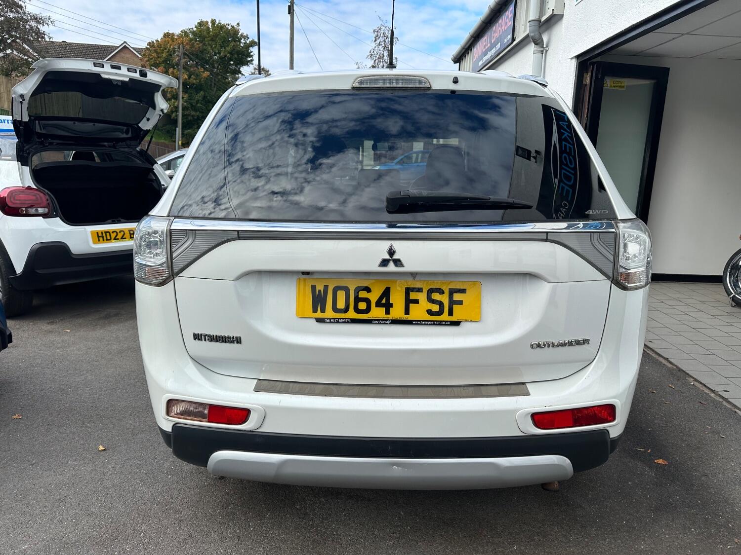 Used Mitsubishi Outlander 2015 for sale - 76305518: Photo 4