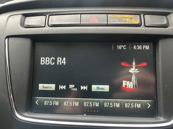Used Vauxhall Zafira Tourer 2016 for sale - 76237211: Photo 21