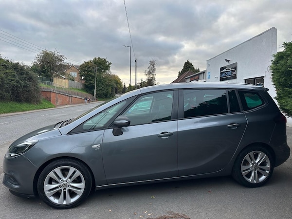 Used Vauxhall Zafira Tourer 2016 for sale - 76237211: Photo 2
