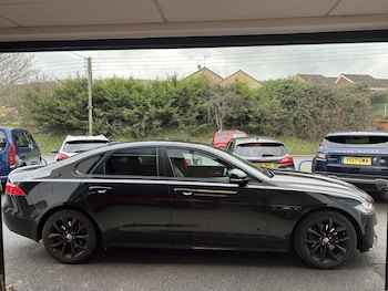 Used Jaguar XF 2016 for sale - 78876561: Photo